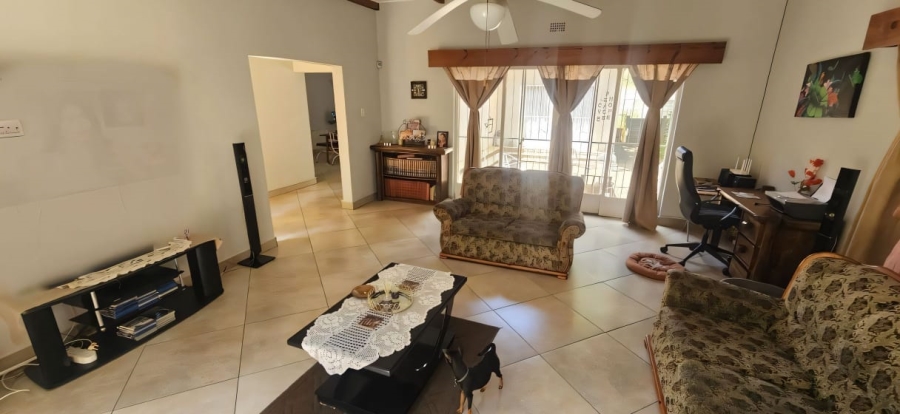 3 Bedroom Property for Sale in Protea Park North West